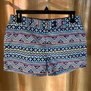 Vineyard Vines multi pattern shorts size 2 Great used condition